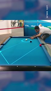 Every pool table should have the ability to turn on augmented reality guidance! 🎱 | UNILAD Tech