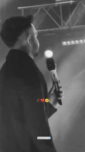 A̷͙ͭͫ̕b̬͖̏́͢ḣ̖̻͛̓ỉ͔͖̜͌s̠҉͍͊ͅḣ̖̻͛̓ẹ̿͋̒̕k ☺️ on Instagram: "Khuda kabhi kisi ko kisi pe fida na kre 🥺 . . . . . . . #reelsinstagram #instagram #brokenheart #sadshayari #explorepage"