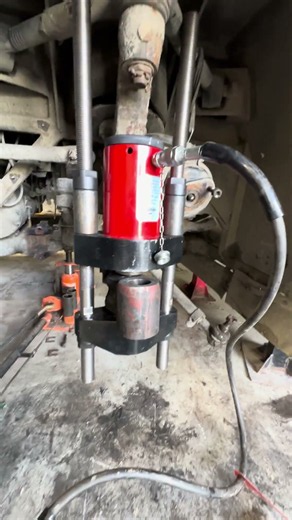 Seized Motorcoach Ball Joint Removal | Bison Kingpin Press
