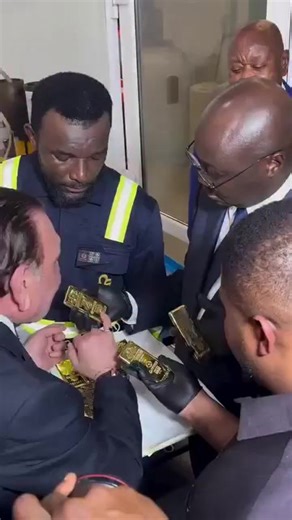 Minister of Finance Dr. Cassiel Ato Forson and Sammy Gyamfi hold gold bars on display inside the Gold Coast Refinery, highlighting Ghana’s growing capacity for local gold refining and value addition. #AbanPapaAba | Kuffour Guggisberg