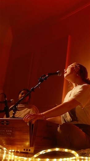 It’s been truly amazing to join together for kirtan in San Francisco over the last 13 weeks! Chanting the divine names really does soothe and refresh the heart… If you have joined us even once - drop a comment below and tell me about your experience 🌸❤️ Gratitude to @castro.room for hosting and to the wonderful team of friends and musicians who have come week after week to offer their heartfelt service - everything from setting up sound, to playing instruments, to cooking edible treats to give 