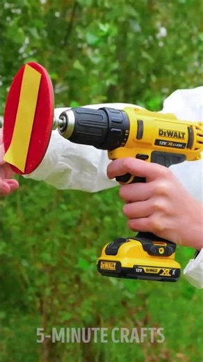 🎨 Unleash Your Inner Picasso: Abstract Painting for Beginners!