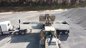 How Do You Safely Dump a Frameless Trailer?