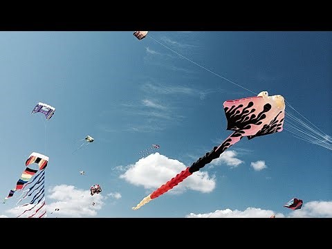 How to fly kite with professional trick 😀 #kiteflying