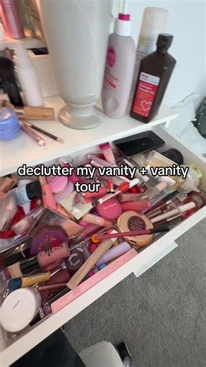 declutter my vanity vanity tour #vanityorganization #vanitytour #foryoupage #makeup #fyp