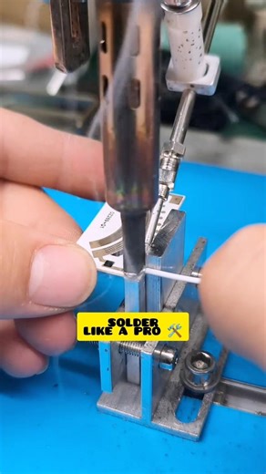 Satisfying Precision Soldering You Can Watch All Day! #Satisfying #DIYTech #MicroSoldering #diy #fix