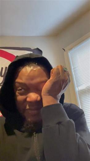 Y’all know that apology was sincere! She just come from a crazy home! #BarrettGordon #fyp #comedyreels #funnyvideosclips #humor #chicago #StayDangerous #fightnight #apology | Barrett Gordon