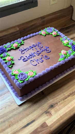 Stunning half sheet cake with various shades of purple 💜 #icedwithlovebakery #homebakery #baker #cakevideo #cakesoftiktok