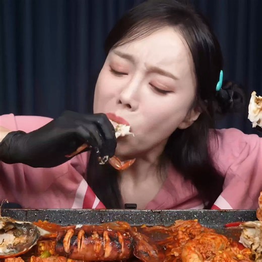 621K views · 22K reactions | Plump 撚 Spicy Squid Seafood Roe Stew (ft. Giant Fish Roe) Mukbang ASMR | Seafood Boil Recipe | Rajni Parihar | Facebook