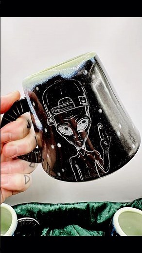 Alien 👽 + UFO 🛸 mugs