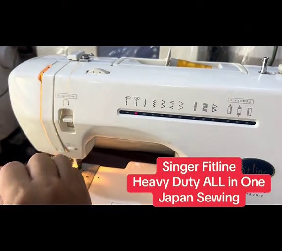 🔥 NEW ARRIVAL 🔥 ✅Singer ORIGINAL ✅ JAPAN SEWING MACHINE ✅ HEAVY DUTY ALL in ONE 🌹 Cash On Delivery 👉 1 Year Warranty ✅With Manual EMBROIDERY ✅Heavy duty: pwede sa makapal at manipis na tela, pantalon, jeans and stretchable etc. ✅ Built in Multiple Stitches: Straight, zigzag, edging, garterize, button holer at iba pa. #tiktokph #fyp @메리제인