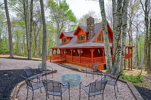 Jackson's Luxury Hideaway - Woodland Ridge Cabins in Hocking Hills, Ohio