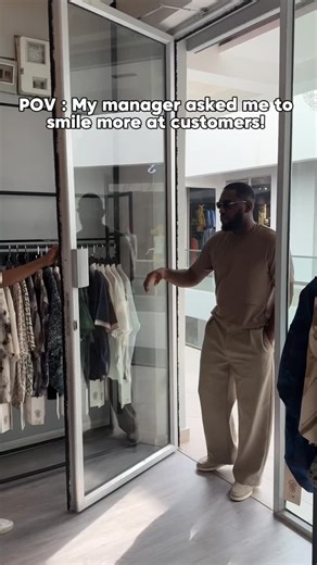 HOS | 😁😁😁🤣 We wan use laugh kpai this customer. #funny #justforfun #HOS | Instagram