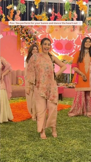 Bridesmaids Surprise Dance Performance for the Couple | Friends Fun | Wedding Dance | Mehndi Dance