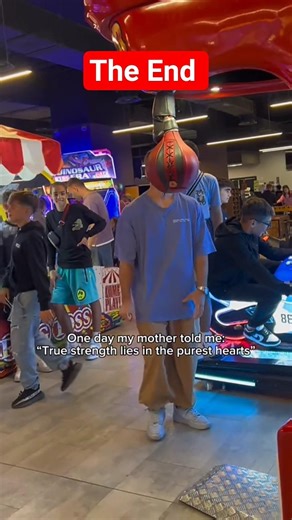 One Punch on the Machine and the Crowd Went Silent 🔥#Boxing #PunchPower #Shorts