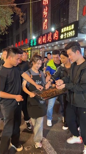 BBQ Skewer Lady: The Most Heartwarming Story of the Decade #streetfood #food #delicious #foodie #eat