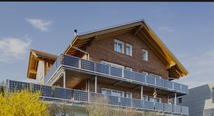 3S Solargeländer | Strom von beiden Seiten – sicher und ästhetisch