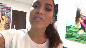 490K views · 14K reactions | Não podia ser diferente, o show da Anitta no réveillon em Copacabana foi ARRASADOR! Quer mais? A diva é presença garantida no Rock in Rio Lisboa, em junho deste ano, e os ingressos você encontra no link  https://goo.gl/XfCUGm  Quer mais ainda? Ela também já está confirmada no Rock in Rio 2019! Então vai, vai malandra! | Rock in Rio | Facebook