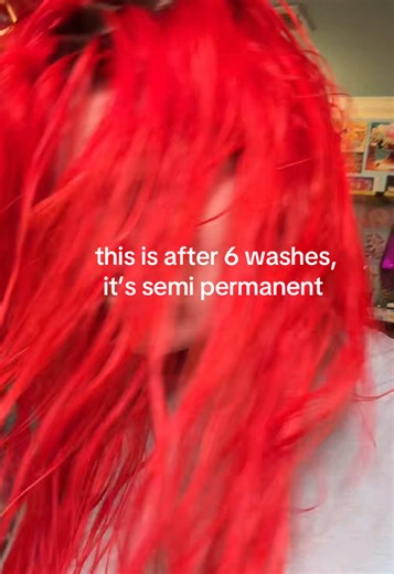 Achieve Vibrant Red Hair with Semi-Permanent Dye