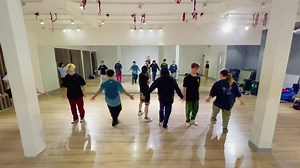 14K views · 639 reactions | [ Dance Practice ] Trước khi đến với phiên bản chính thức của bài hát trên sân khấu Birthday show 2022 vào tối mai tại kênh youtube của Ngân thì mời mọi người xem trước phiên bản tập luyện này nhá ! Fireeeeeeeee  | Phạm Đình Thái Ngân | Facebook