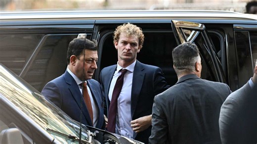 Jury deadlocked in NYC subway chokehold case