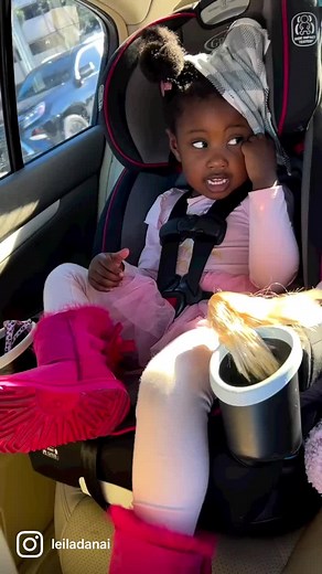 This interaction between Leila and Genesis is so sweet! Cousins growing up like sisters - uplifting each other. I didnt catch it on video - Gen replied ‘aww thank you Leila - i love you too’. May you always stay close ❤️ . . . . . . . . #toddlers #3years #sisters #cousins #bestfriends #toddlermom #blackgirlmagic #brownskingirl #model #kids