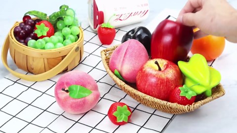 Fake Fruits Pack, Artificial Fruits Decoration Lifelike Fake Mixture Fruits for Home Decor, Simulation Faux Fruit Prop for Photoshoot, Artificial Apples Peaches Grapes Strawberries, 13 Pieces/Set