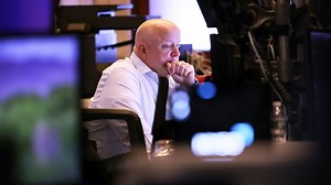 S&P 500, Nasdaq close higher Monday, snapping four-day losing streaks: Live updates