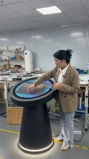 Avlink 15.7inch and 23.6inch touch screen floor-standing display LCD round screen for exhibition