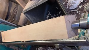 77K views · 1.2K reactions | 3.5 mins of fun turning pine farmhouse table legs. Sorry about the voice over Camera angle is slightly deceiving and the tool rest is approx 10mm above center and 1250 rpm. Please note this is NOT a tutorial but a demo of my methods. Safety is priority do not attempt unless confident in your own ability woodturners are responsible for their own safety. #woodturning | The woodturners | Facebook