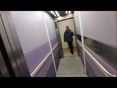 1993 Orona lift in a building Royal Reus, 11