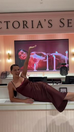Adriana Lima: Iconic Fashion Model Through the Years