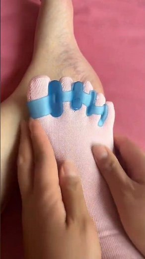 Easy Toe Separator Application over Socks | Foot Alignment & Relief Demo