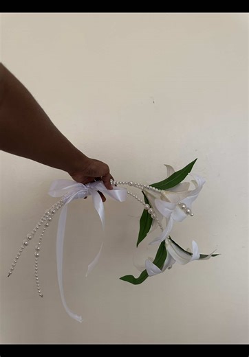 How to Make a Pearls Bridal Bouquet for Your Wedding