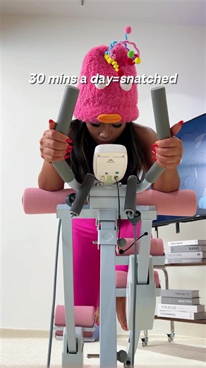 I don’t need a full gym setup anymore. This waist machine gives me a focused core workout in just 10 minutes at home. #homeworkout #fitness #gym #tiktokshop #fyp