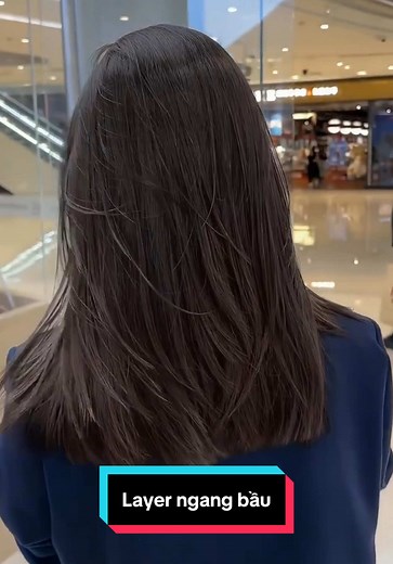Tóc ngắn layer ngang bầu đẹp cho chị em