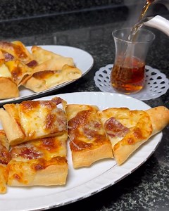 The legendary Turkish pide recipe! You need to try this delicacy with Turkish tea! 💜 | Turkish Dream