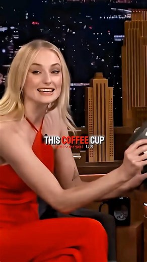That Starbucks Cup in Game of Thrones? Sophie Turner Explains!