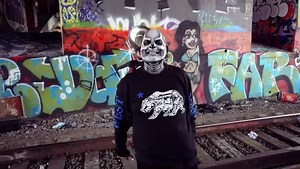 49K views · 5.4K reactions | “In English or in Spanish what you sensing is fear…we good pull up, we not don’t come near!”  Ya le dieron play ha lo más nuevo #EstePerroSiMuerde, link abajo!  https://youtu.be/UP03LLSkN80 #Soy #ElChueko #SurCentro #ALV #LaMission #Respeto #Dinero #Ahuevo #DenlePlay #LoMasNuevo #Perro #Perros #Xolos #DeCalifornia | Los Muertos "DeCalifornia" | Facebook