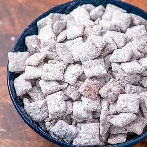 Puppy Chow! 👉 https://homemadehooplah.com/puppy-chow-chex-mix/ | Homemade Hooplah