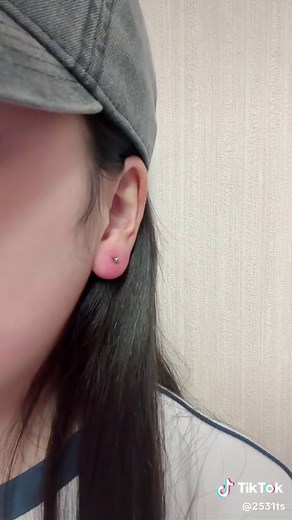ピアスを開けた直後の対処法について