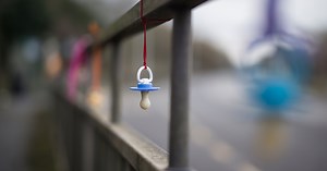 The conception rate can tell us when the next recession will hit