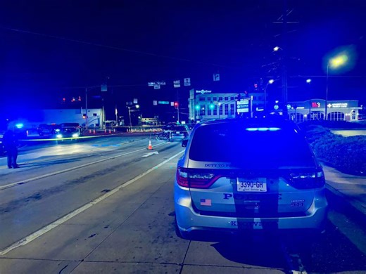One dead after crash involving Knoxville police officer on Northshore Drive