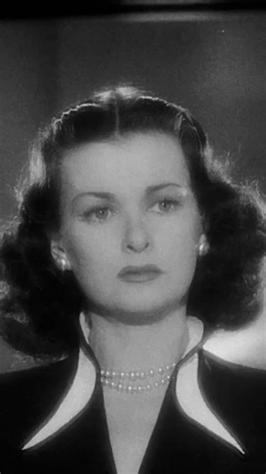 HOLLOW TRIUMPH (1948) Reissued in the States as THE SCAR Upon his parole from jail, gangster John Muller (Paul Henreid) pulls one final job against a rival mobster and flees to Los Angeles. There, he is mistaken for psychologist Victor Bartok (also Henreid), for whom he is a double except for a scar on Bartok's face. When Bartok's secretary Evelyn (Joan Bennett), who is love with him, mistakes Muller for Bartok, Muller plots to assume his identity. All goes well until Muller mistakenly scars the