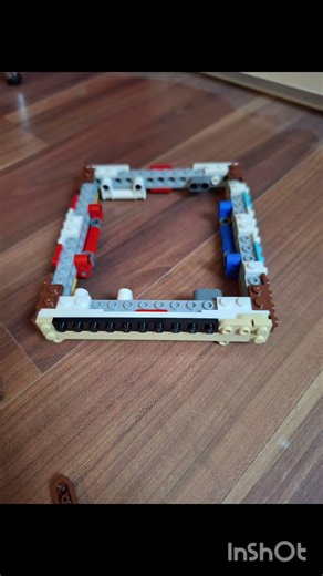 1. Bauabschnitt Lego Hogwarts Harry Potter "Monster Buch der Monster" / Chomping Monster Book