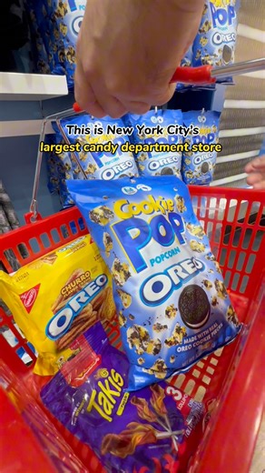 892K views · 17K reactions | New York City’s largest candy department store – IT’SUGAR#newyorkcityeats #nycfoodie #nycfood #itsugar #newyorkblogger #discovernyc #nycityworld #itsugarstore #timessquare #candyreview #thingstodoinnyc #explorenyc #exploremanhattan #bigapplenewyork #foodie #funinnyc #newyorkcity #nyc #newyorknewyork | Picture Perfect Luis | Facebook