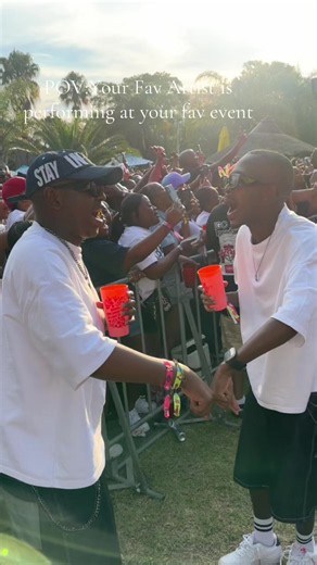 POV: The Rose Performing at Sunday Picnic | Weekend Vibes