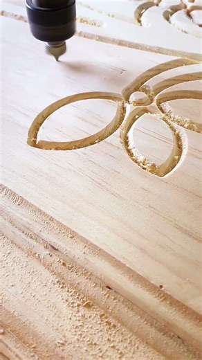 Intricate Wood Carving by a High-Speed CNC Router Machine