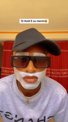 Mwa Août: Emosyon ak Souvenir