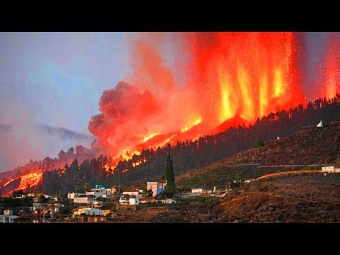 5 Volcanoes That Could Erupt in 2022